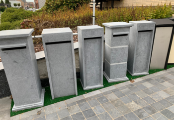 Hoe verzorg je een brievenbus van Chinese of Belgische blauwe steen?